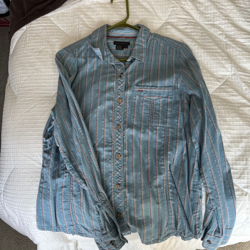 Royal Robbins large shirt